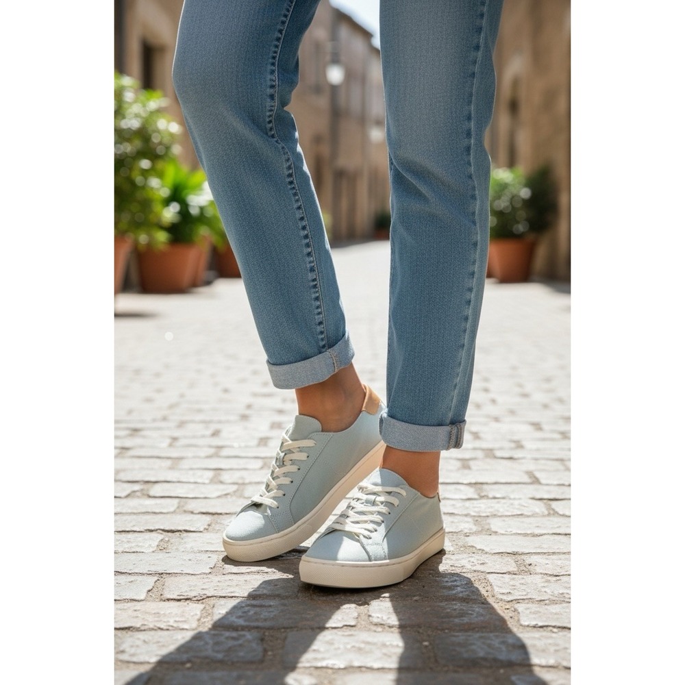 Soludos Ibiza Lace Up Canvas Sneakers. Light Blue US 6 EU 37